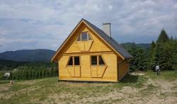 Nowe domki drewniane w Smereku